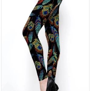 2/$20 NWT New Mix Feather Print Leggings